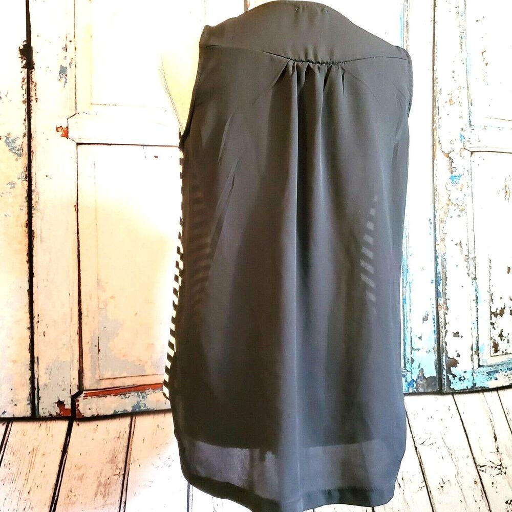 Black & White Tank Size S Nautical Sea Theme Grommets Hi Lo Sheer Back Cruise - Picture 2 of 8